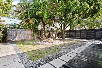 517 8th Street N, Saint Petersburg, FL 33701 - Photo 40