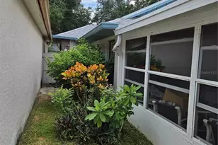 8008 La Serena Dr, Tampa, FL 33614 - Photo 22