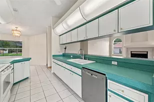 2442 Running Oak Ct, Spring Hill, FL 34608 - Photo 22