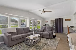 8089 Highpoint Blvd, Brooksville, FL 34613 - Photo 12