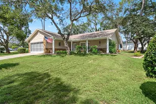 2632 Royal Ridge Dr, Spring Hill, FL 34606 - Photo 2