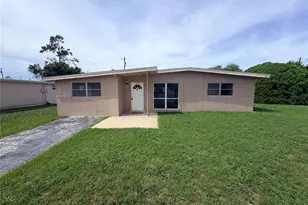 5227 Tangerine Dr, New Port Richey, FL 34652 - Photo 1
