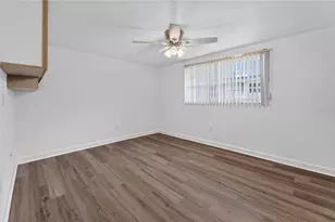4217 Stratford Dr, New Port Richey, FL 34652 - Photo 8