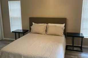 3914 King Dr, Brandon, FL 33511 - Photo 6