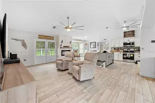 10478 Gannet Ave, Weeki Wachee, FL 34613 - Photo 6