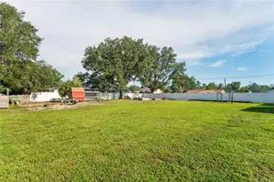 5230 Mosquero Rd, Spring Hill, FL 34606 - Photo 10