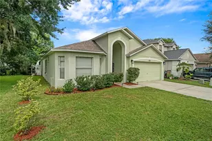 3916 Judson Dr, Land O Lakes, FL 34638 - Photo 2