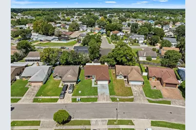 8937 Valencia Gardens Drive, Orlando, FL 32825 - Photo 26
