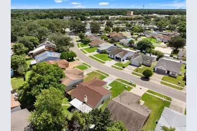 8937 Valencia Gardens Drive, Orlando, FL 32825 - Photo 24