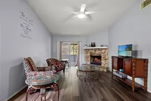 8937 Valencia Gardens Dr, Orlando, FL 32825 - Photo 10