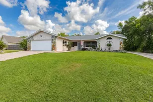 2066 Gold Rd, Spring Hill, FL 34609 - Photo 6