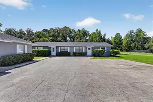 10430 Chalmer St, Spring Hill, FL 34608 - Photo 2