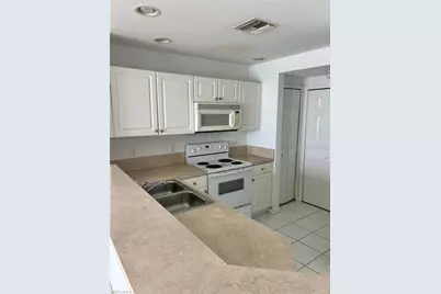 4256 Liron Avenue #103, Fort Myers, FL 33916 - Photo 4