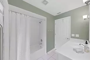 611 Tomoka Dr, Palm Harbor, FL 34683 - Photo 36
