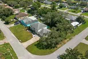 12164 Bluefield St, Spring Hill, FL 34609 - Photo 4