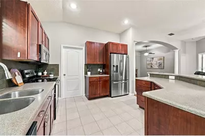 19401 Melody Fair Place, Lutz, FL 33558 - Photo 14