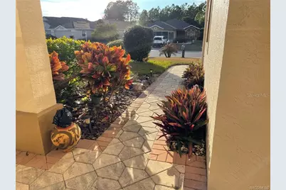 1802 W Shanelle Path, Lecanto, FL 34461 - Photo 4