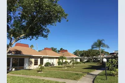 4345 Tahitian Gardens Circle #E, Holiday, FL 34691 - Photo 2