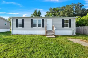 16066 Narrow St, Brooksville, FL 34604 - Photo 1