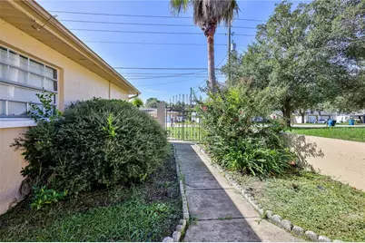 7487 Canterbury Street, Spring Hill, FL 34606 - Photo 6