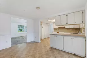 7014 Flaggler Dr, Port Richey, FL 34668 - Photo 14