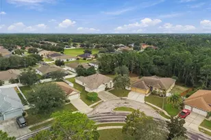 5701 Brackenwood Dr, Spring Hill, FL 34609 - Photo 4
