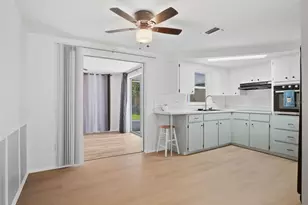 1031 Classic Dr, Holiday, FL 34691 - Photo 12