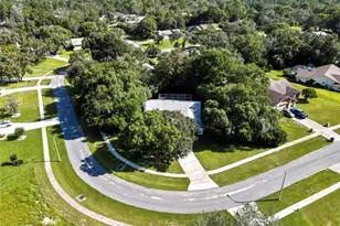 1097 Florian Way, Spring Hill, FL 34609 - Photo 36