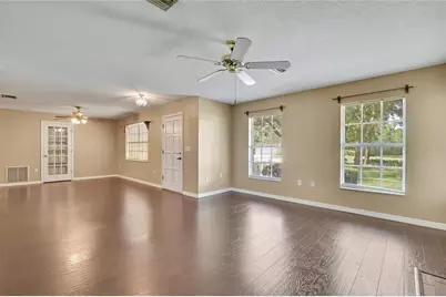 1097 Florian Way, Spring Hill, FL 34609 - Photo 6