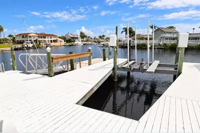 5226 Westshore Drive, New Port Richey, FL 34652 - Photo 58