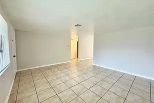 5815 Dailey Ln, New Port Richey, FL 34653 - Photo 6