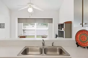 8088 Spanish Oak Dr, Spring Hill, FL 34606 - Photo 20