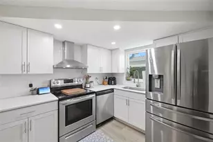 10025 Sleepy Hollow Ln, Port Richey, FL 34668 - Photo 10