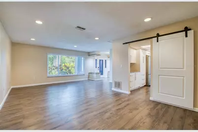 2143 Salisbury Court, Palm Harbor, FL 34683 - Photo 10