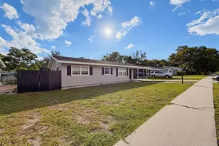 4659 Crescent Rd, Spring Hill, FL 34606 - Photo 4