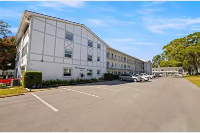 400 Glennes Lane #206, Dunedin, FL 34698 - Photo 2