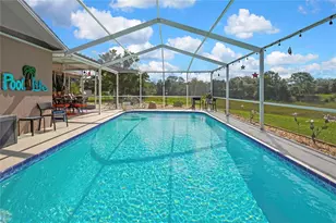 8098 Shorecrest Ct, Spring Hill, FL 34606 - Photo 2