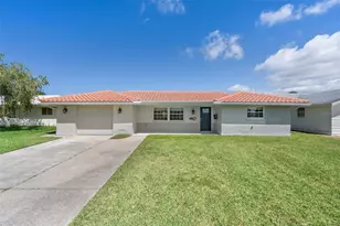 4105 Topsail Dr, New Port Richey, FL 34652 - Photo 1