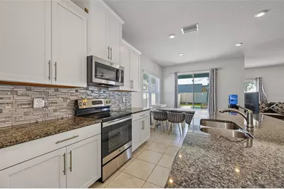 8891 Prairie Creek Drive, New Port Richey, FL 34655 - Photo 16