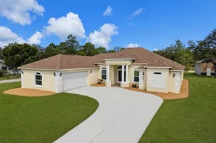 10389 Marvista Ct, Weeki Wachee, FL 34614 - Photo 4
