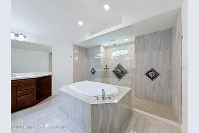 10389 Marvista Court, Weeki Wachee, FL 34614 - Photo 36