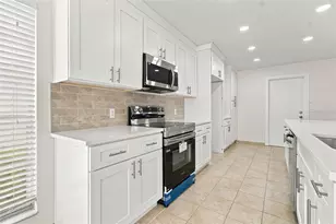9601 Noble Ct, New Port Richey, FL 34655 - Photo 12