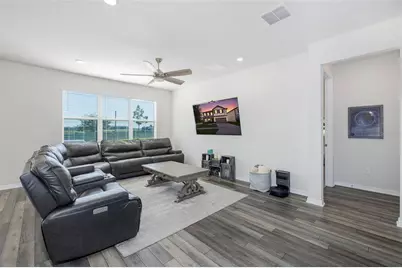 9224 Rally Spring Loop, Wesley Chapel, FL 33545 - Photo 10