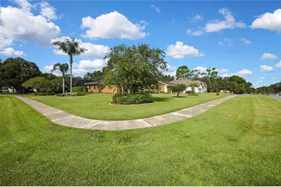 13162 Roseanna Drive, Spring Hill, FL 34609 - Photo 8