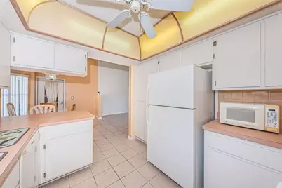 812 High Point Court, Tarpon Springs, FL 34689 - Photo 18