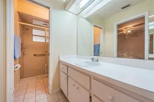 812 High Point Ct, Tarpon Springs, FL 34689 - Photo 24