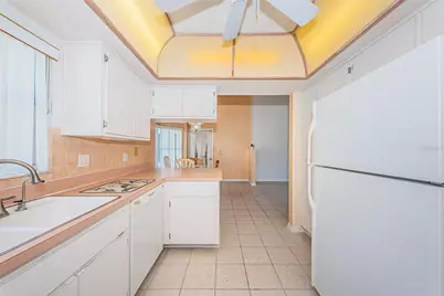812 High Point Court, Tarpon Springs, FL 34689 - Photo 14