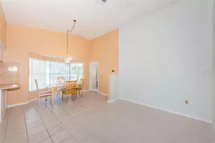 812 High Point Ct, Tarpon Springs, FL 34689 - Photo 10