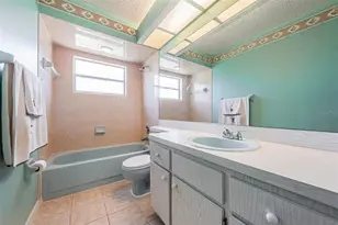 812 High Point Ct, Tarpon Springs, FL 34689 - Photo 30