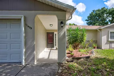 11429 Adelia Street, Spring Hill, FL 34608 - Photo 8